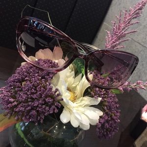 Oliver Peoples Sunglasses 🕶